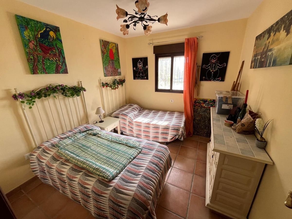 2 soveværelse Finca/Landehus til salg i Itrabo med garage - € 139.000 (Ref: 9395335)