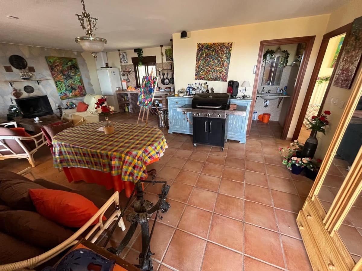 2 soveværelse Finca/Landehus til salg i Itrabo med garage - € 139.000 (Ref: 9395335)