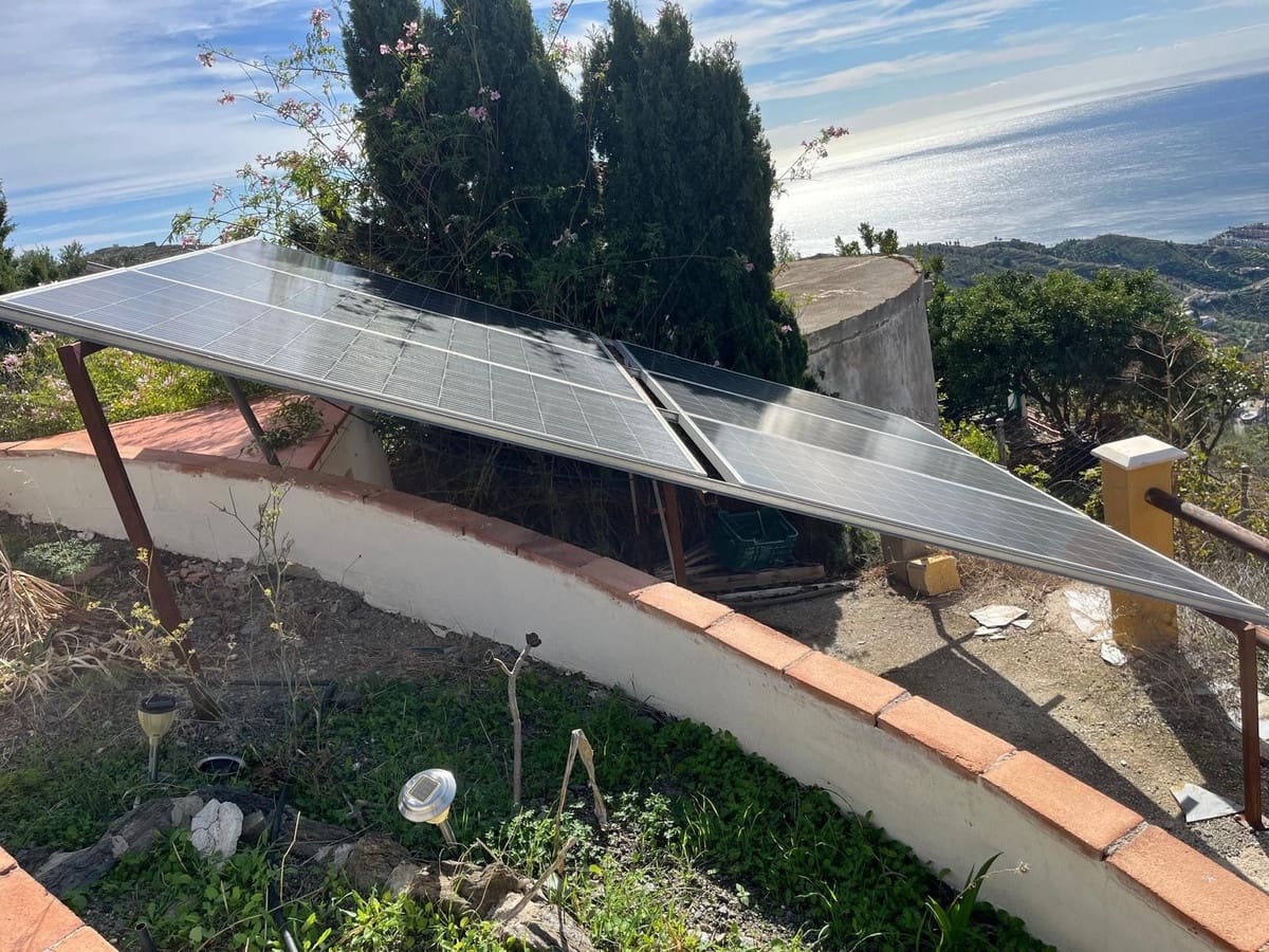 2 soveværelse Finca/Landehus til salg i Itrabo med garage - € 139.000 (Ref: 9395335)