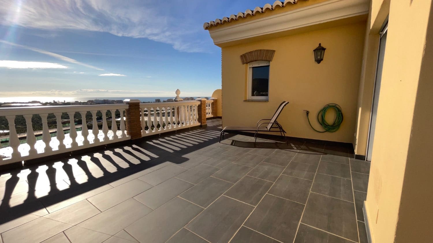 3 soverom Villa til salgs i Torrox med svømmebasseng garasje - € 489 000 (Ref: 9528341)