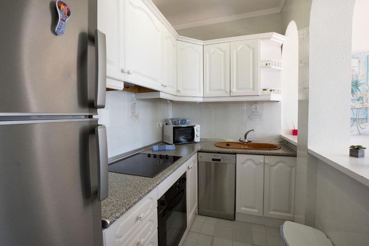 3 sovrum Radhus till salu i Nerja med pool - 390 000 € (Ref: 9528342)