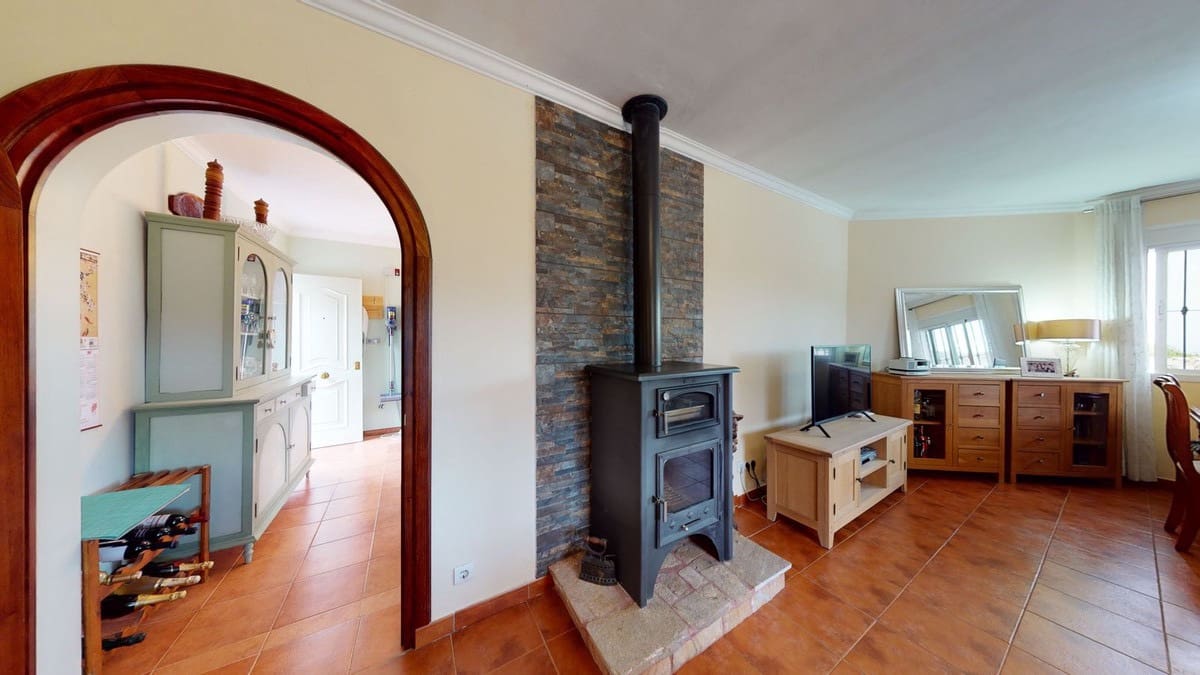 3 chambre Villa/Maison à vendre à Competa avec piscine - 362 000 € (Ref: 9528344)