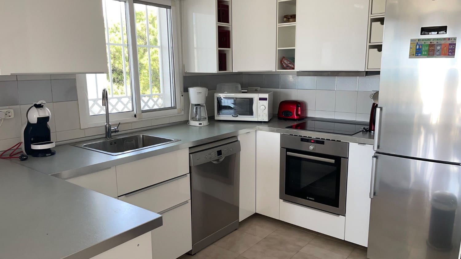 3 sypialnia Dom szeregowy na sprzedaż w Nerja z basenem - 565 000 € (Ref: 9528345)