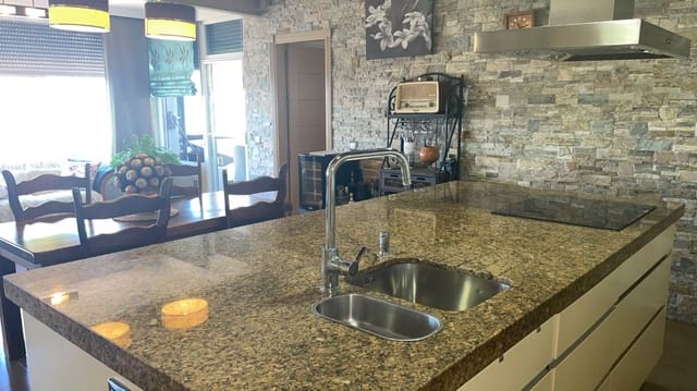 3 chambre Appartement à vendre à Torrox avec piscine - 850 000 € (Ref: 9528347)