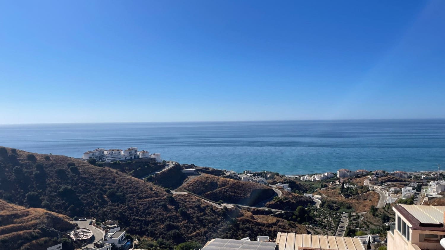 4 bedroom Terraced Villa for sale in Torrox with pool - € 330,000 (Ref: 9528348)