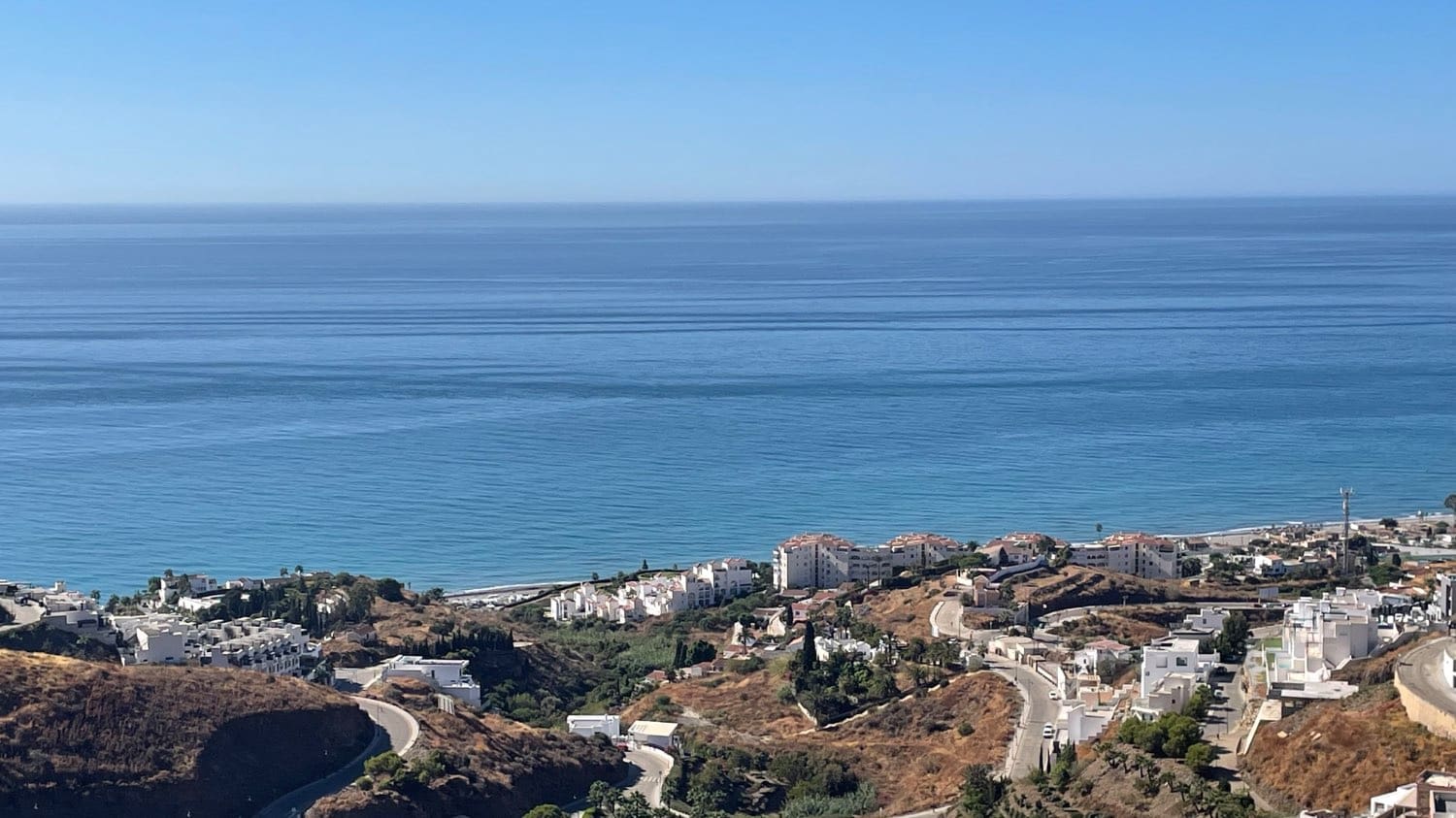 4 bedroom Terraced Villa for sale in Torrox with pool - € 330,000 (Ref: 9528348)