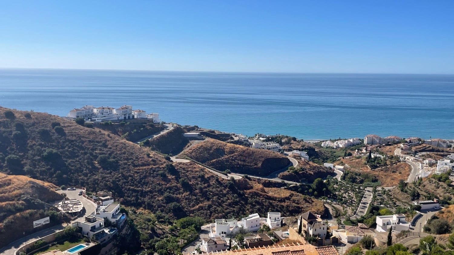 4 bedroom Terraced Villa for sale in Torrox with pool - € 330,000 (Ref: 9528348)