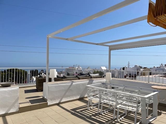 4 slaapkamer Villa te koop in Nerja met zwembad - € 699.000 (Ref: 9528349)