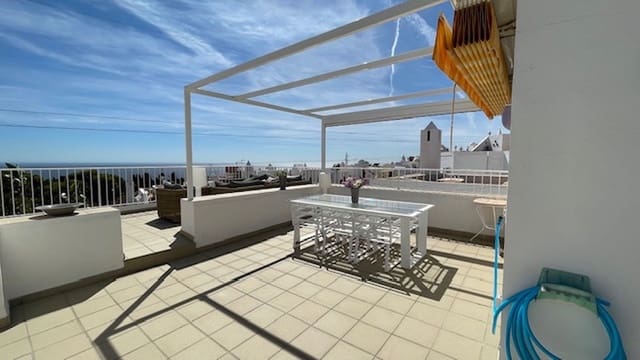 4 slaapkamer Villa te koop in Nerja met zwembad - € 699.000 (Ref: 9528349)