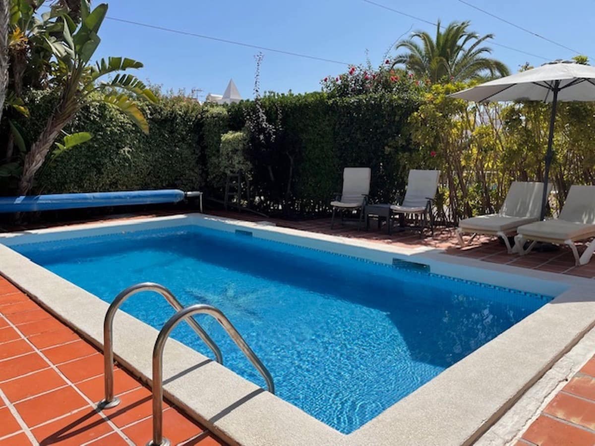4 slaapkamer Villa te koop in Nerja met zwembad - € 699.000 (Ref: 9528349)