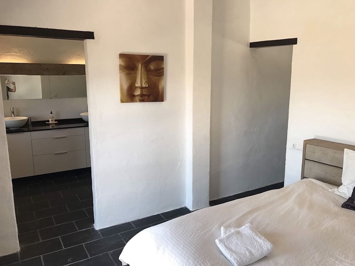 3 slaapkamer Villa te koop in Canillas de Aceituno met zwembad - € 699.000 (Ref: 9528353)