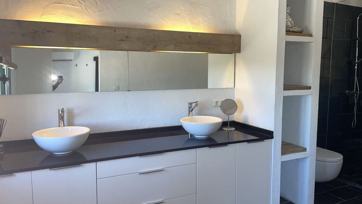 3 slaapkamer Villa te koop in Canillas de Aceituno met zwembad - € 699.000 (Ref: 9528353)