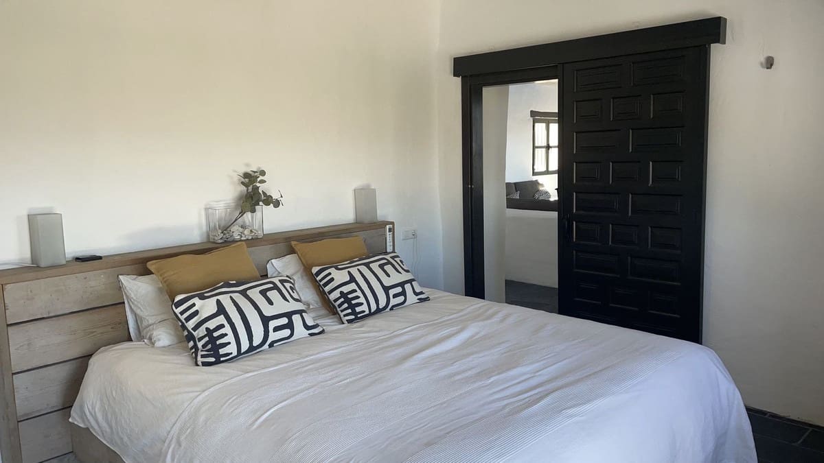 3 slaapkamer Villa te koop in Canillas de Aceituno met zwembad - € 699.000 (Ref: 9528353)