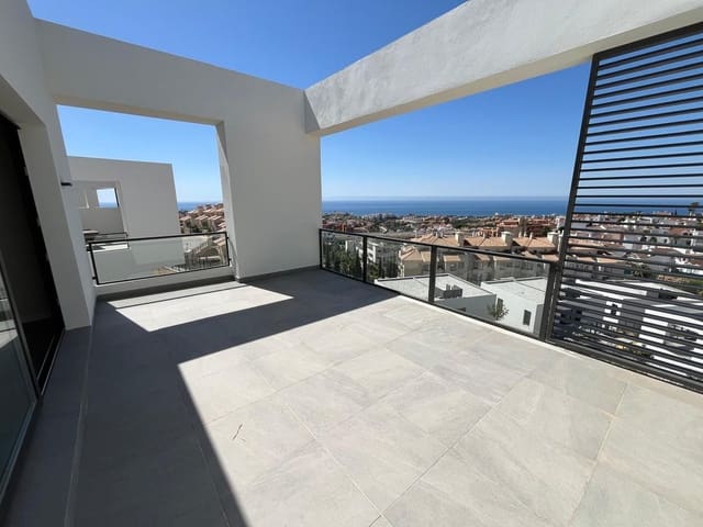 3 sovrum Semi-fristående Villa till salu i Mijas Costa, Mijas med pool - 699 000 € (Ref: 9533740)