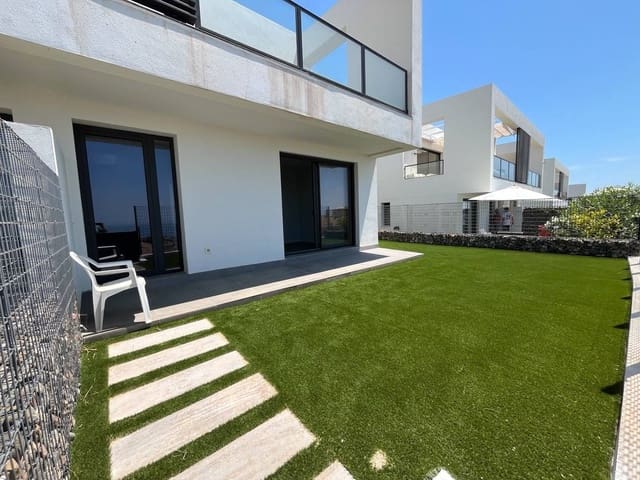 3 soveværelse Semi-Rækkehus til salg i Fuengirola med swimmingpool - € 684.000 (Ref: 9533741)