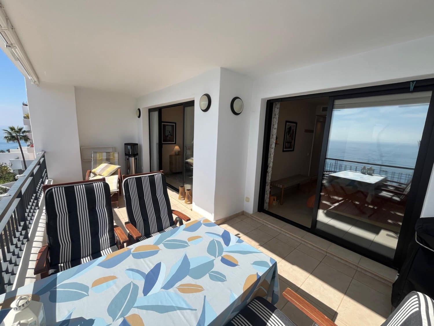 2 bedroom Flat for sale in Torrox with pool garage - € 415,000 (Ref: 9634587)