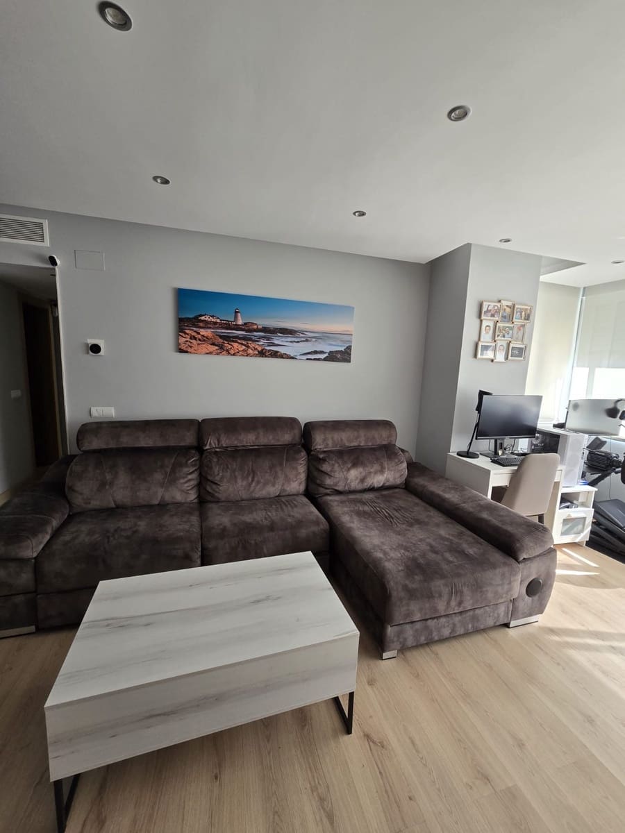 2 soveværelse Penthouse til salg i Torrox med swimmingpool garage - € 285.000 (Ref: 9652005)