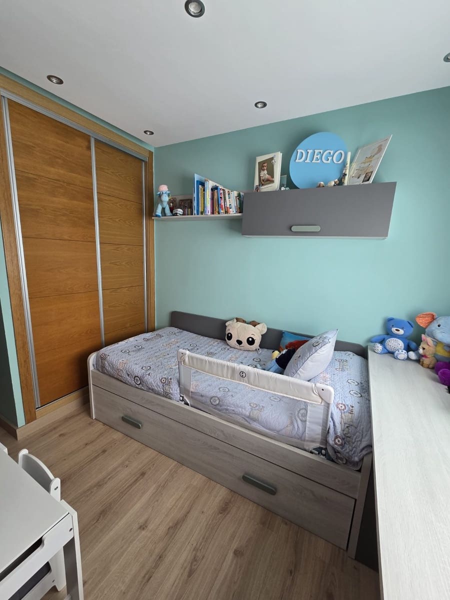 2 soveværelse Penthouse til salg i Torrox med swimmingpool garage - € 285.000 (Ref: 9652005)