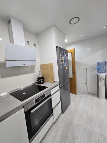 2 soveværelse Penthouse til salg i Torrox med swimmingpool garage - € 285.000 (Ref: 9652005)