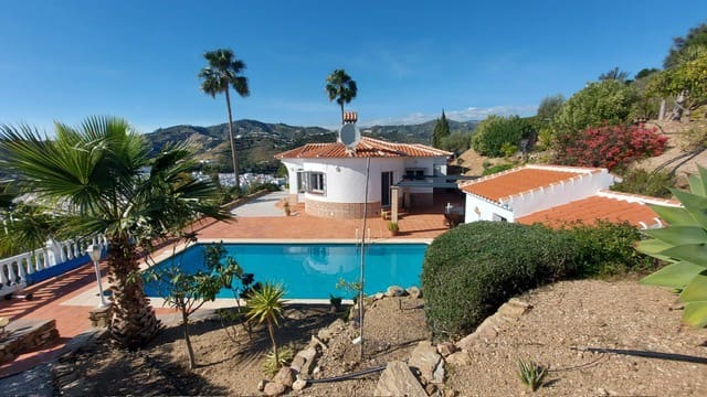 5 soveværelse Villa til salg i Torrox med swimmingpool - € 670.000 (Ref: 9791534)