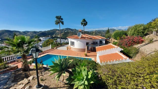 5 soveværelse Villa til salg i Torrox med swimmingpool - € 670.000 (Ref: 9791534)