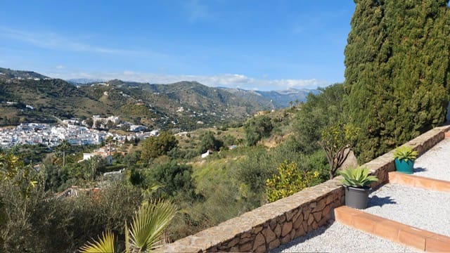 5 soveværelse Villa til salg i Torrox med swimmingpool - € 670.000 (Ref: 9791534)