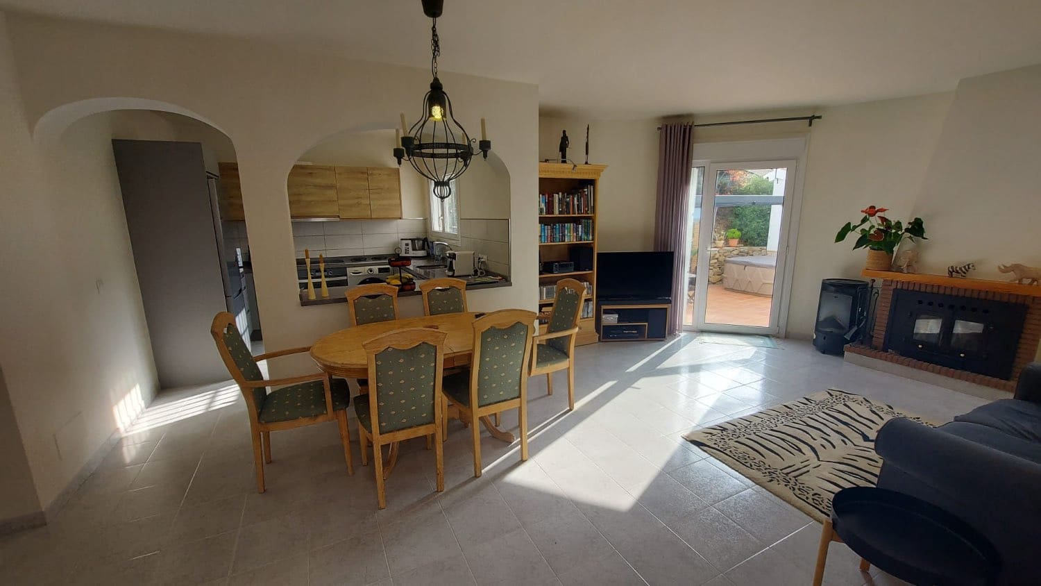 5 bedroom Villa for sale in Torrox with pool - € 670,000 (Ref: 9791534)