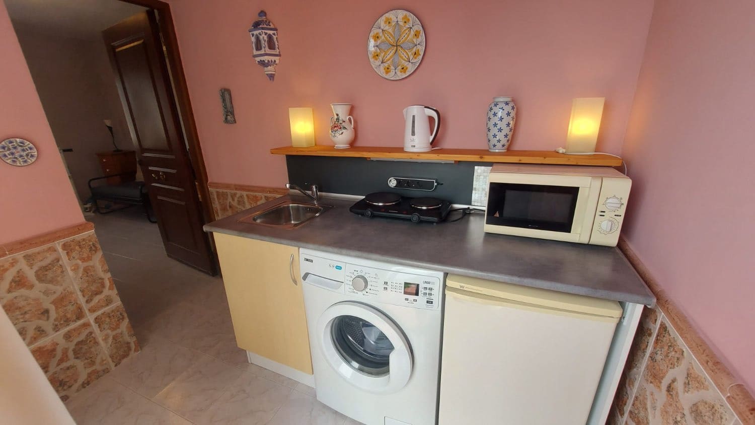 5 bedroom Villa for sale in Torrox with pool - € 670,000 (Ref: 9791534)