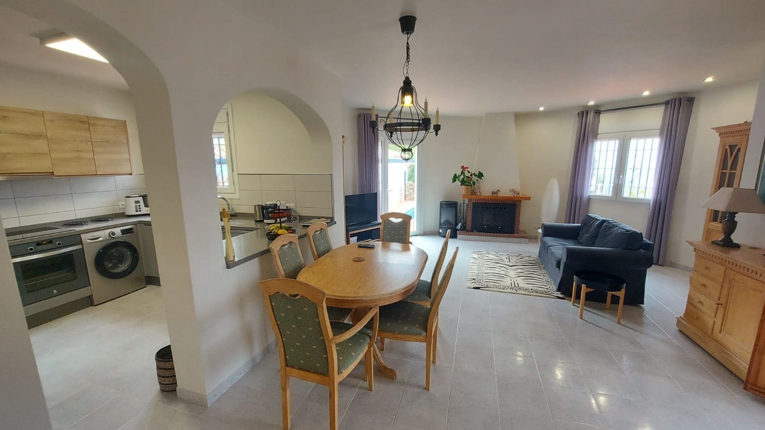 5 bedroom Villa for sale in Torrox with pool - € 670,000 (Ref: 9791534)