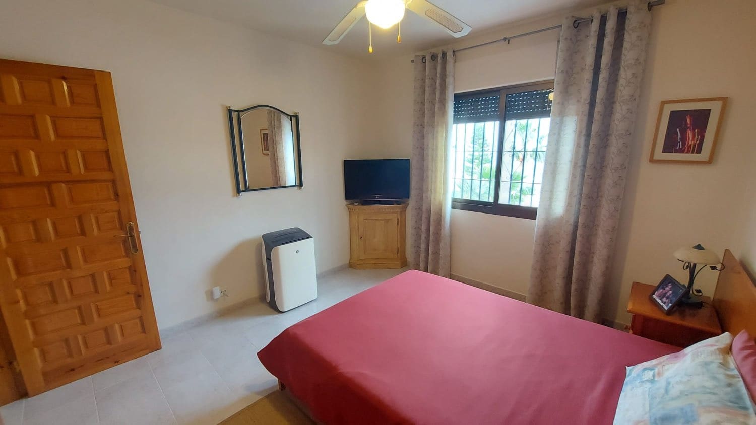 5 bedroom Villa for sale in Torrox with pool - € 670,000 (Ref: 9791534)