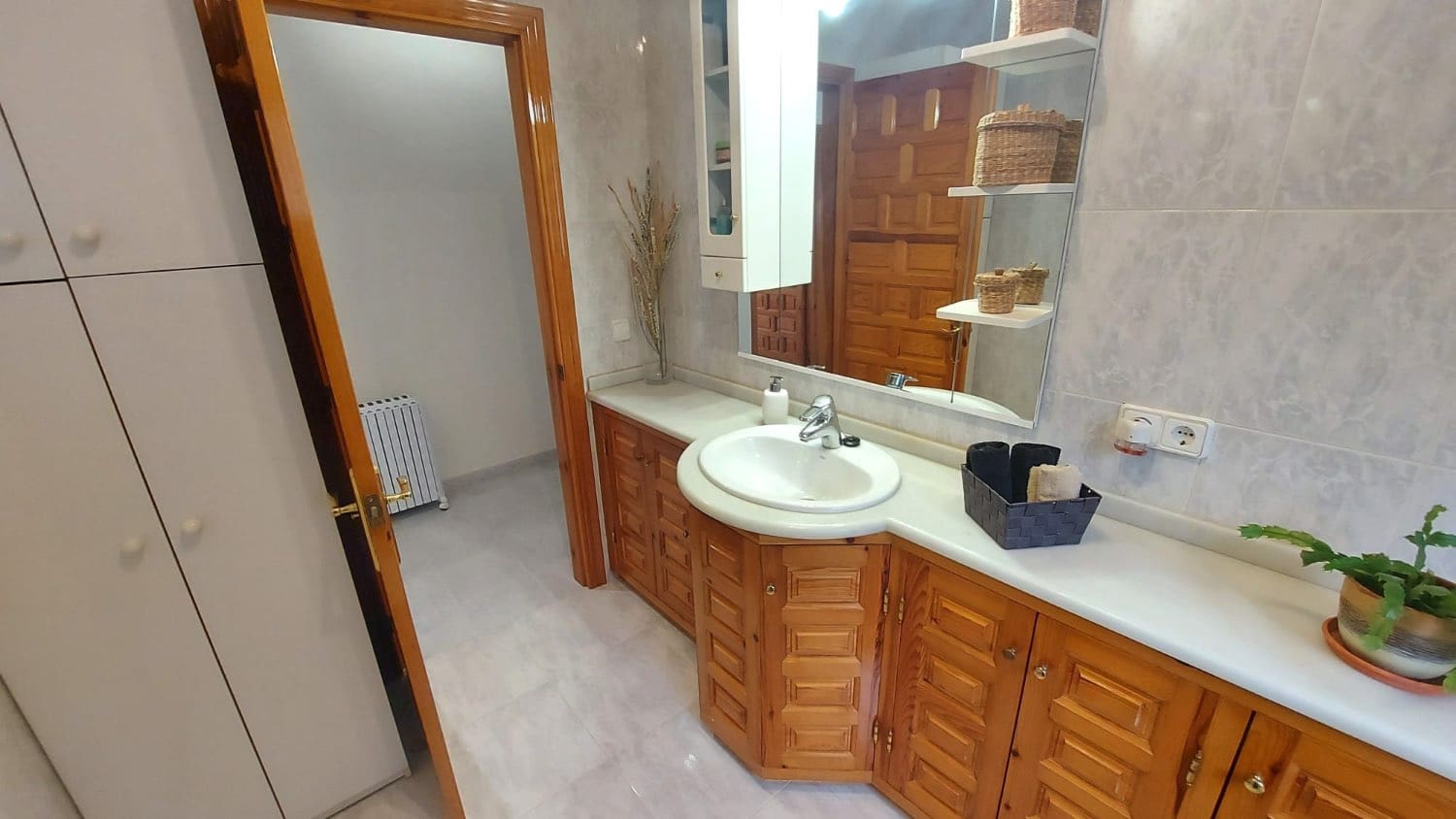 5 bedroom Villa for sale in Torrox with pool - € 670,000 (Ref: 9791534)