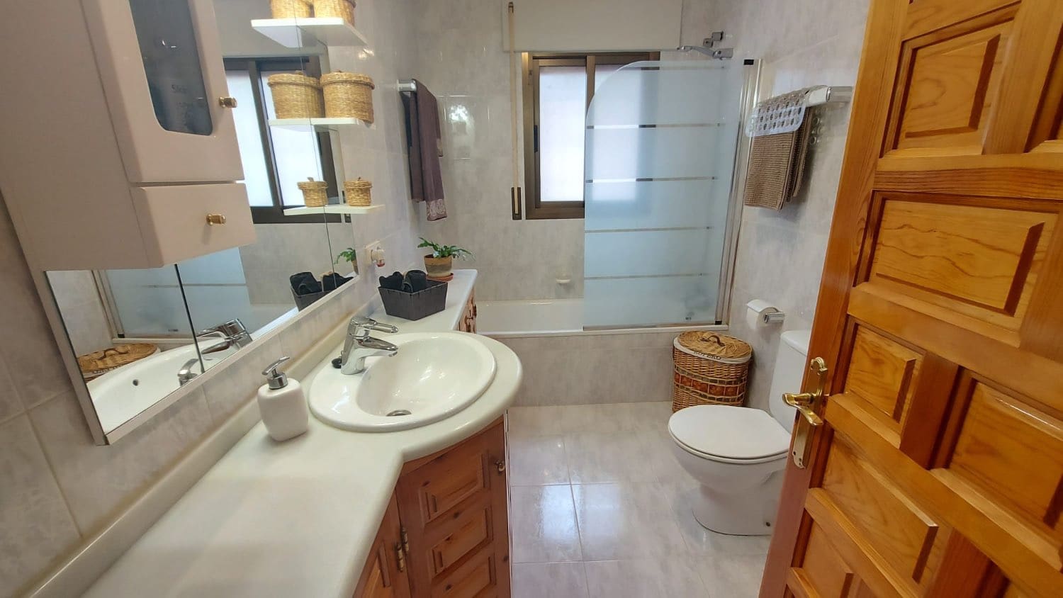 5 bedroom Villa for sale in Torrox with pool - € 670,000 (Ref: 9791534)