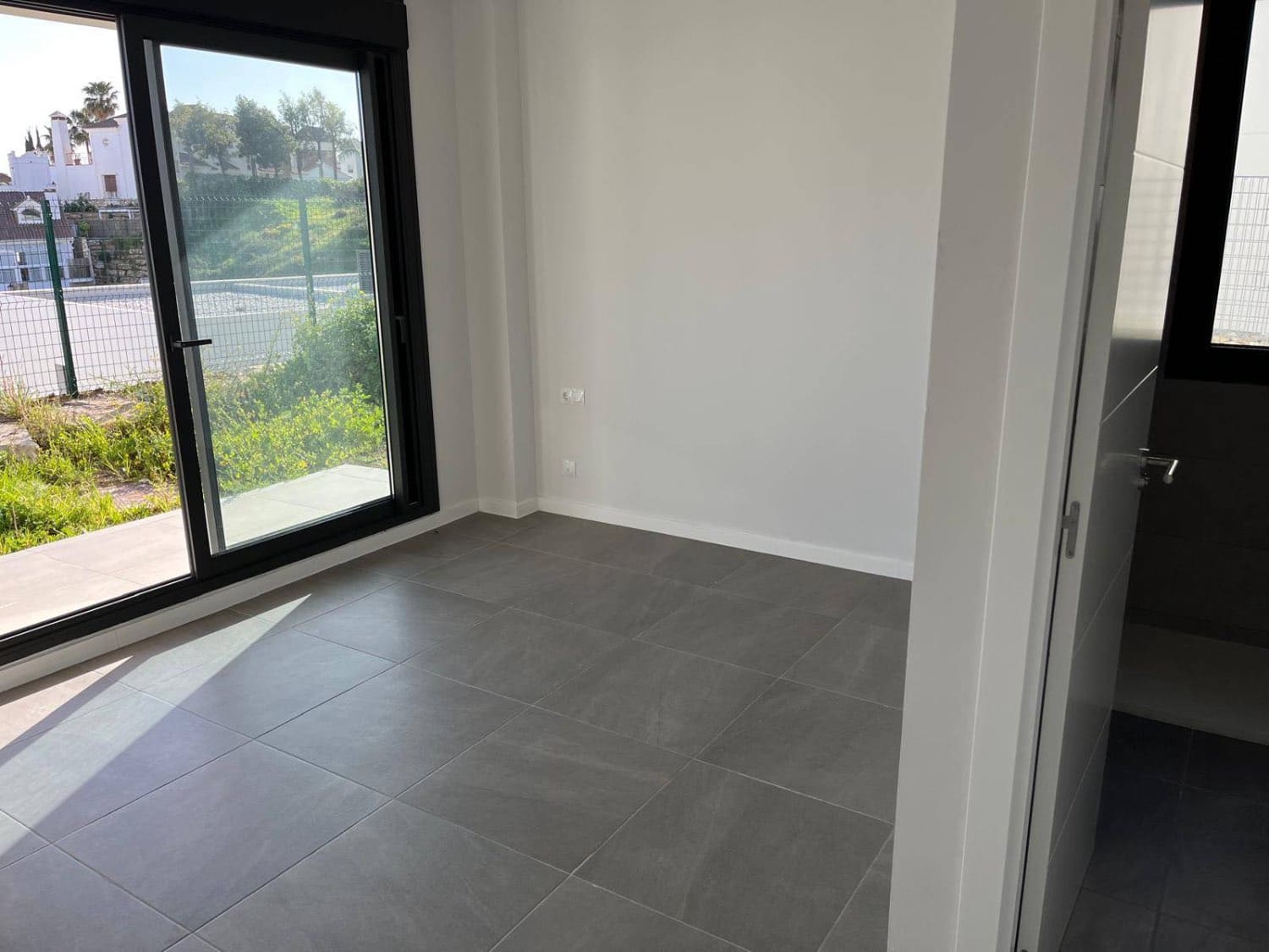 3 sovrum Radhus till salu i Fuengirola med pool - 599 000 € (Ref: 9797402)