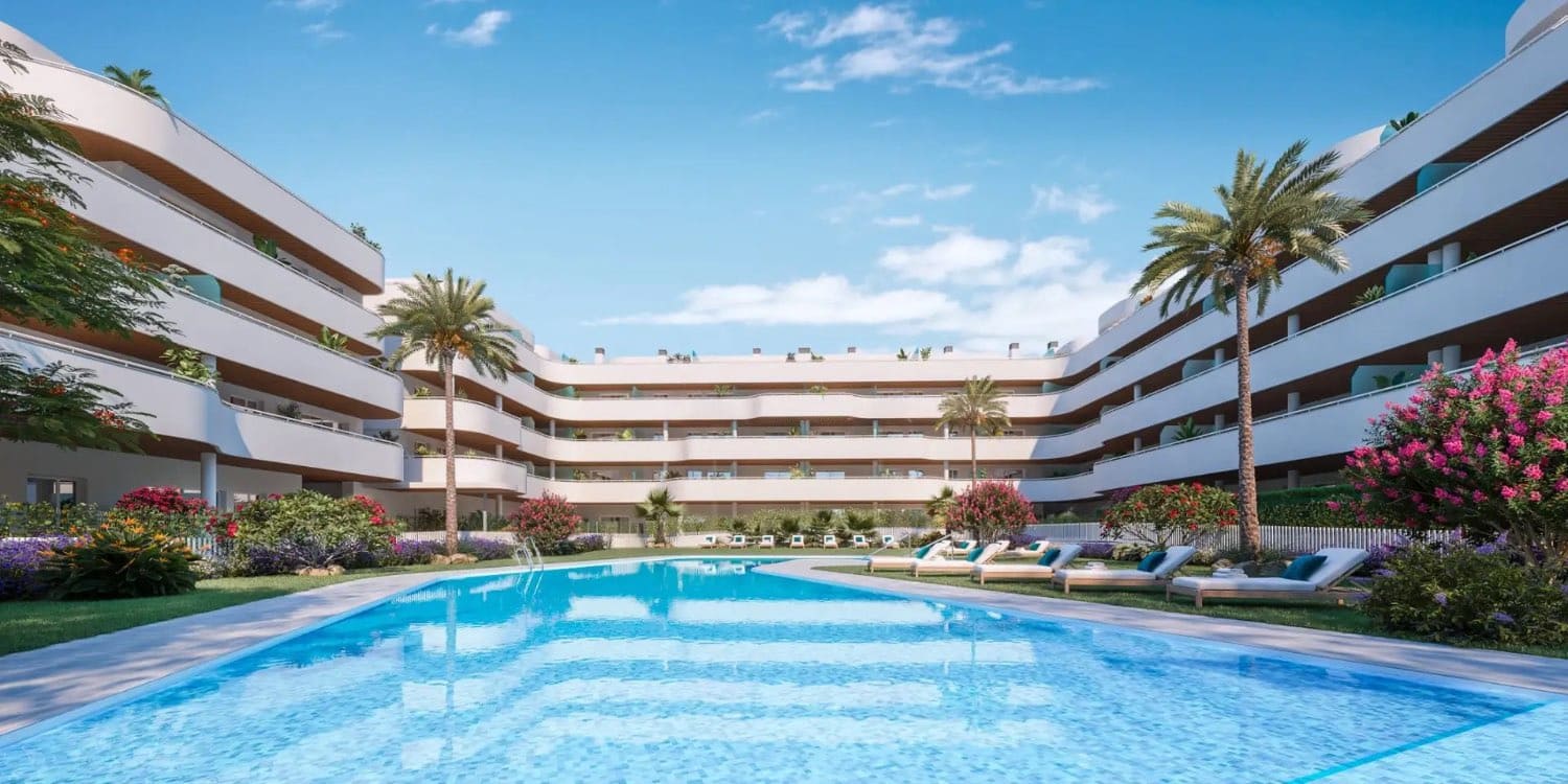 Apartment for sale in Torrox with pool - € 328,000 (Ref: 9820738)