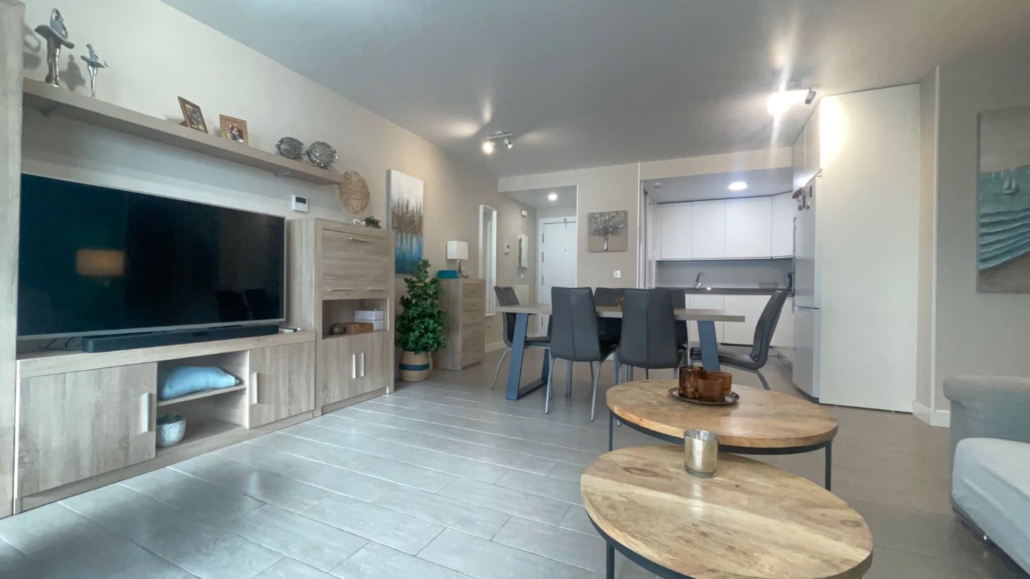 3 soveværelse Lejlighed til salg i Torrox med swimmingpool garage - € 415.000 (Ref: 9976873)