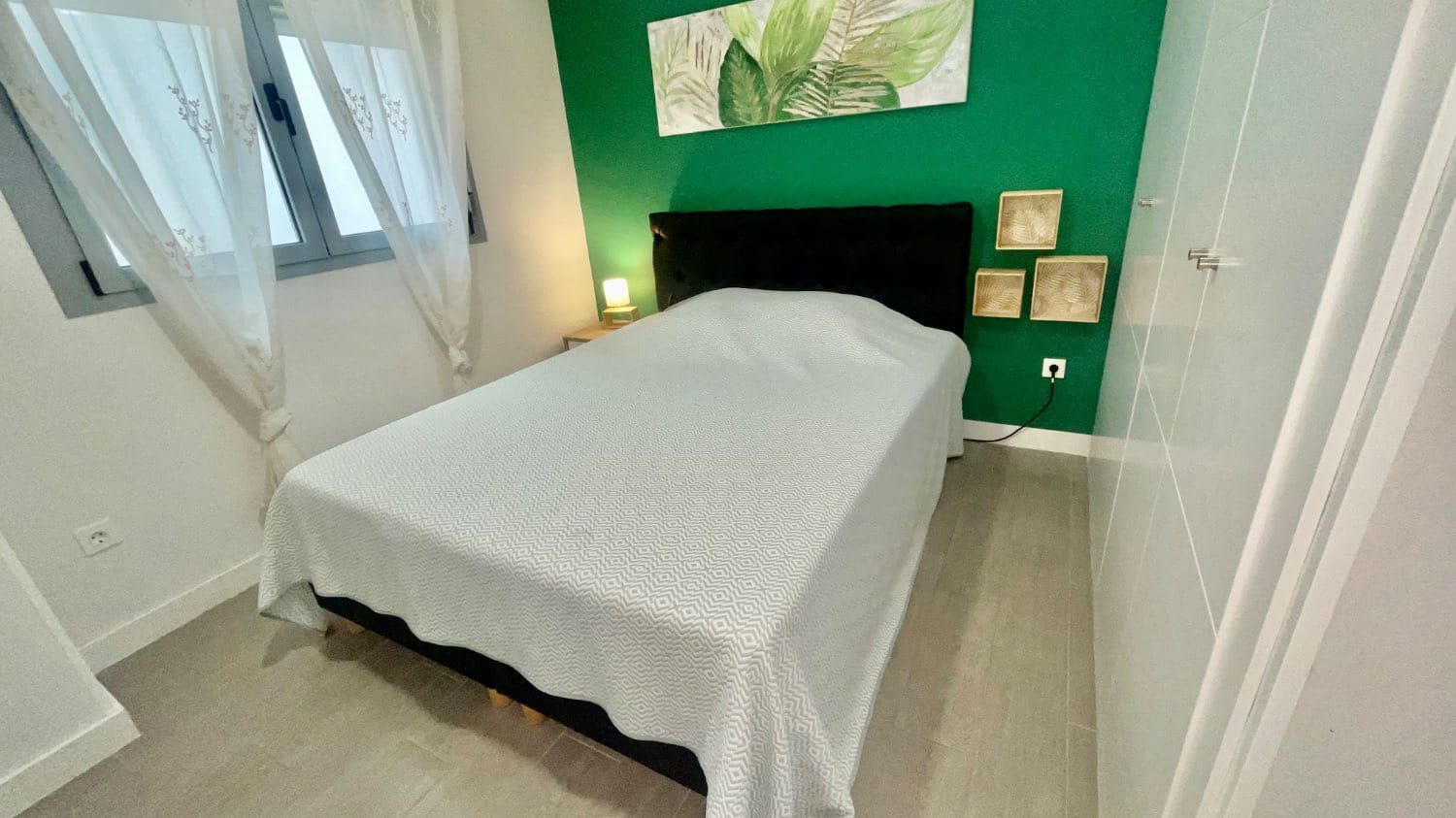 3 soveværelse Lejlighed til salg i Torrox med swimmingpool garage - € 415.000 (Ref: 9976873)