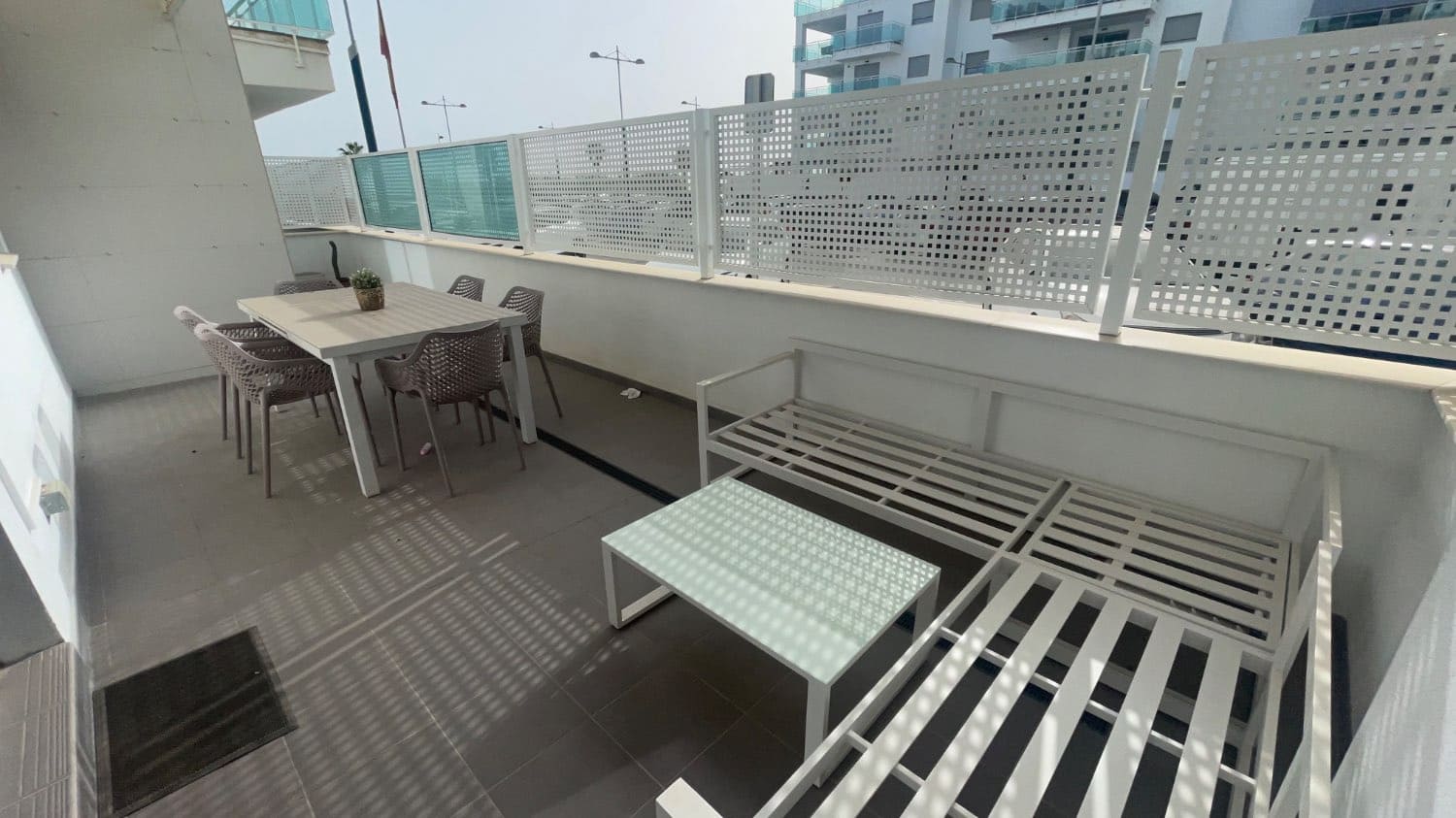 3 soveværelse Lejlighed til salg i Torrox med swimmingpool garage - € 415.000 (Ref: 9976873)