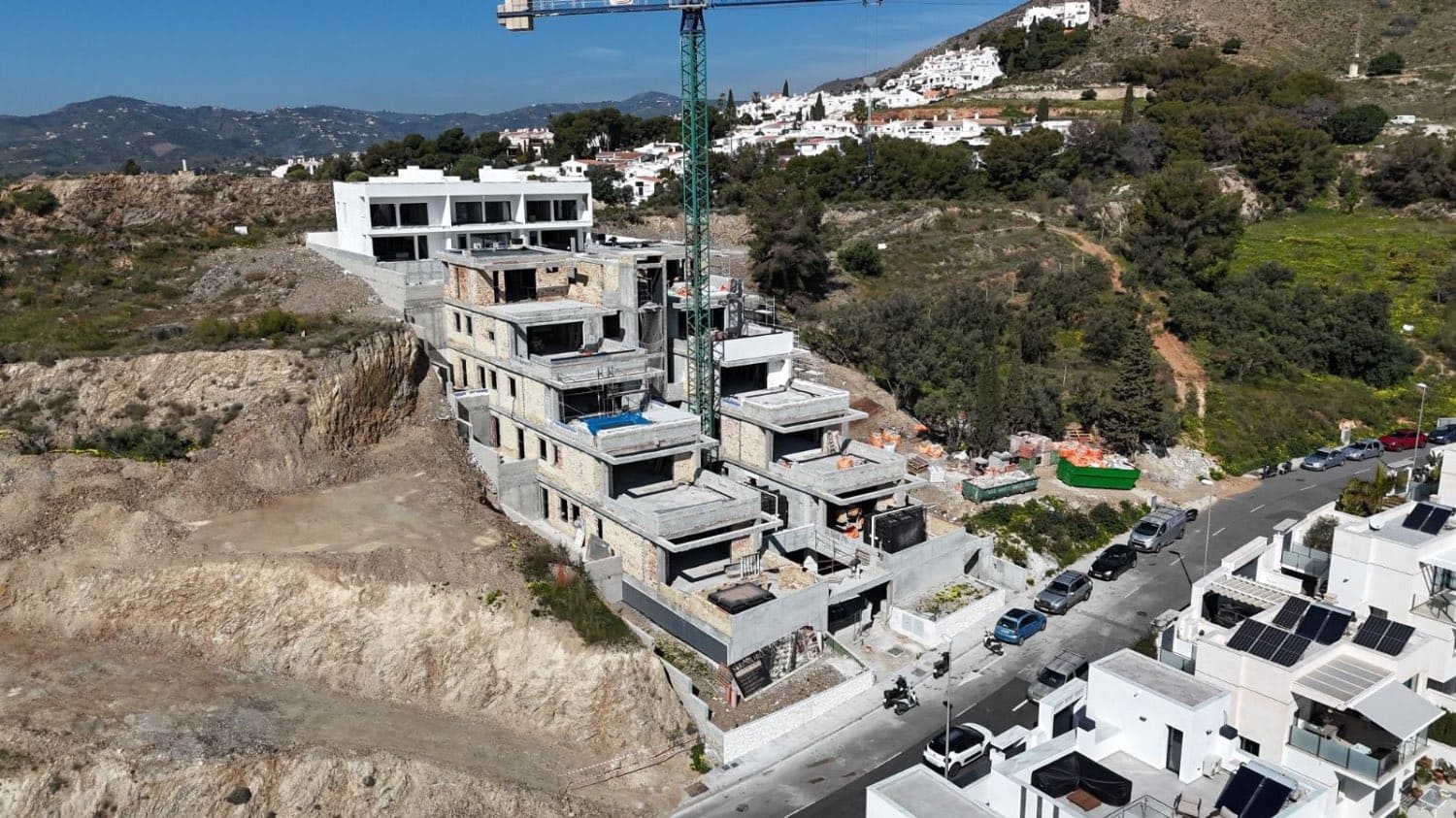 Mieszkanie na sprzedaż w Nerja z basenem - 630 000 € (Ref: 9976874)