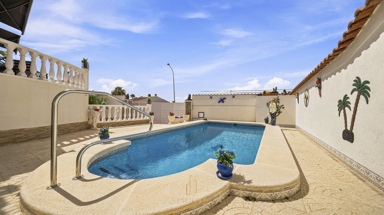 3 bedroom Villa for sale in Ciudad Quesada with pool garage - € 460,000 (Ref: 10014155)