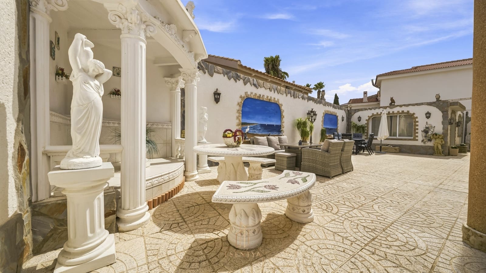 3 bedroom Villa for sale in Ciudad Quesada with pool garage - € 460,000 (Ref: 10014155)