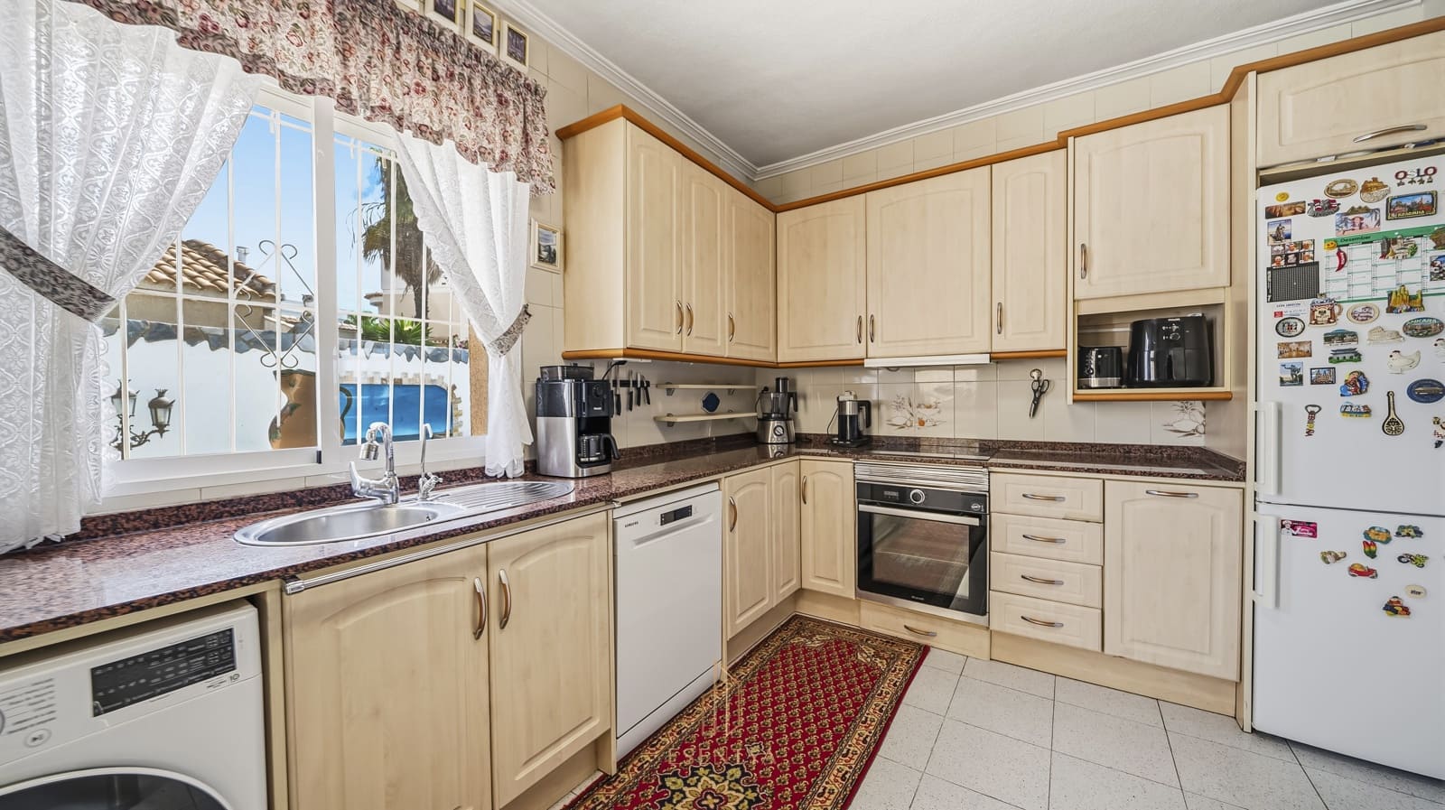 3 bedroom Villa for sale in Ciudad Quesada with pool garage - € 460,000 (Ref: 10014155)
