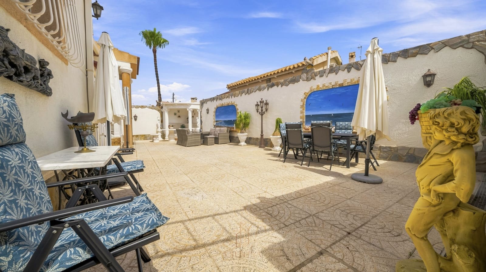 3 bedroom Villa for sale in Ciudad Quesada with pool garage - € 460,000 (Ref: 10014155)