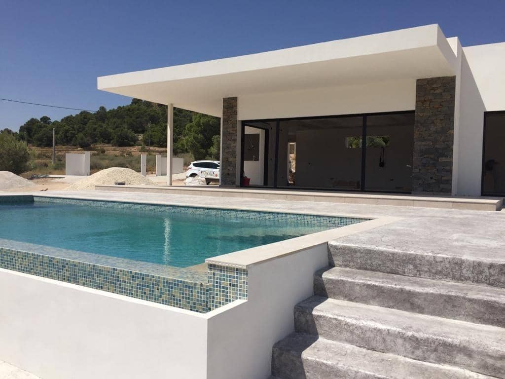 3 sypialnia Willa na sprzedaż w Pinoso z basenem - 440 500 € (Ref: 10015203)