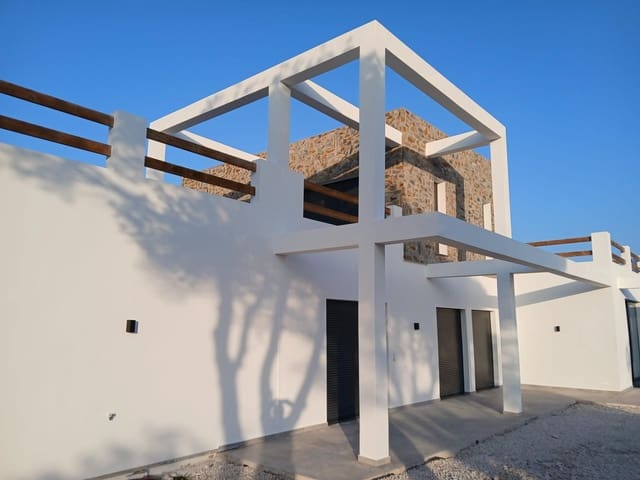 4 sypialnia Willa na sprzedaż w Pinoso z basenem - 600 000 € (Ref: 10015206)