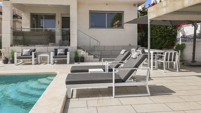 3 quarto Moradia para venda em Doña Pepa, Rojales com piscina garagem - 475 000 € (Ref: 10021581)