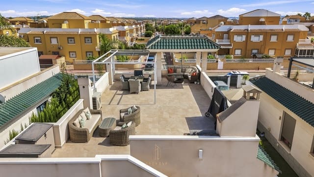 3 quarto Moradia para venda em Doña Pepa, Rojales com piscina garagem - 475 000 € (Ref: 10021581)