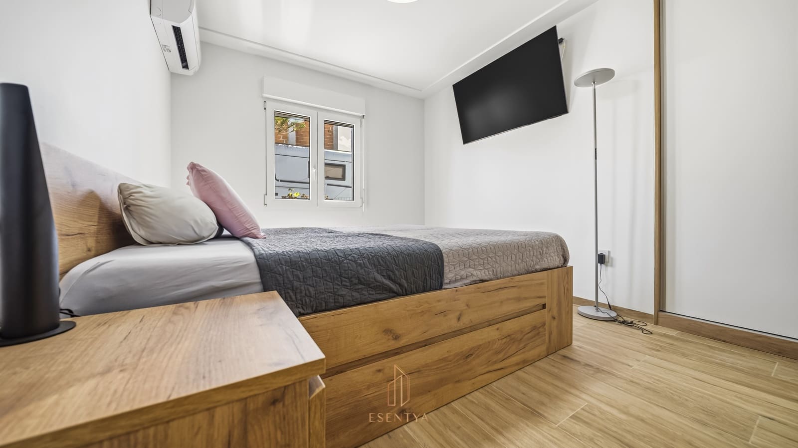 Chalet de 3 habitaciones en La Zenia en venta con garaje - 1.195.000 € (Ref: 10029709)