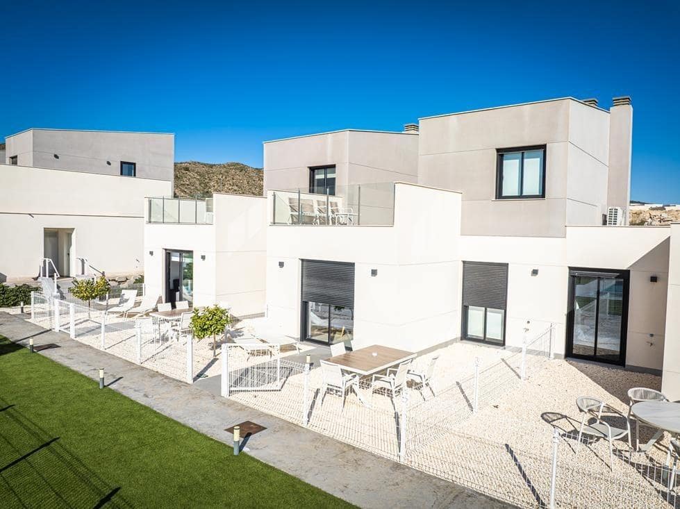 3 sovrum Finca/Hus på landet till salu i Banos y Mendigo med pool garage - 315 500 € (Ref: 10031614)