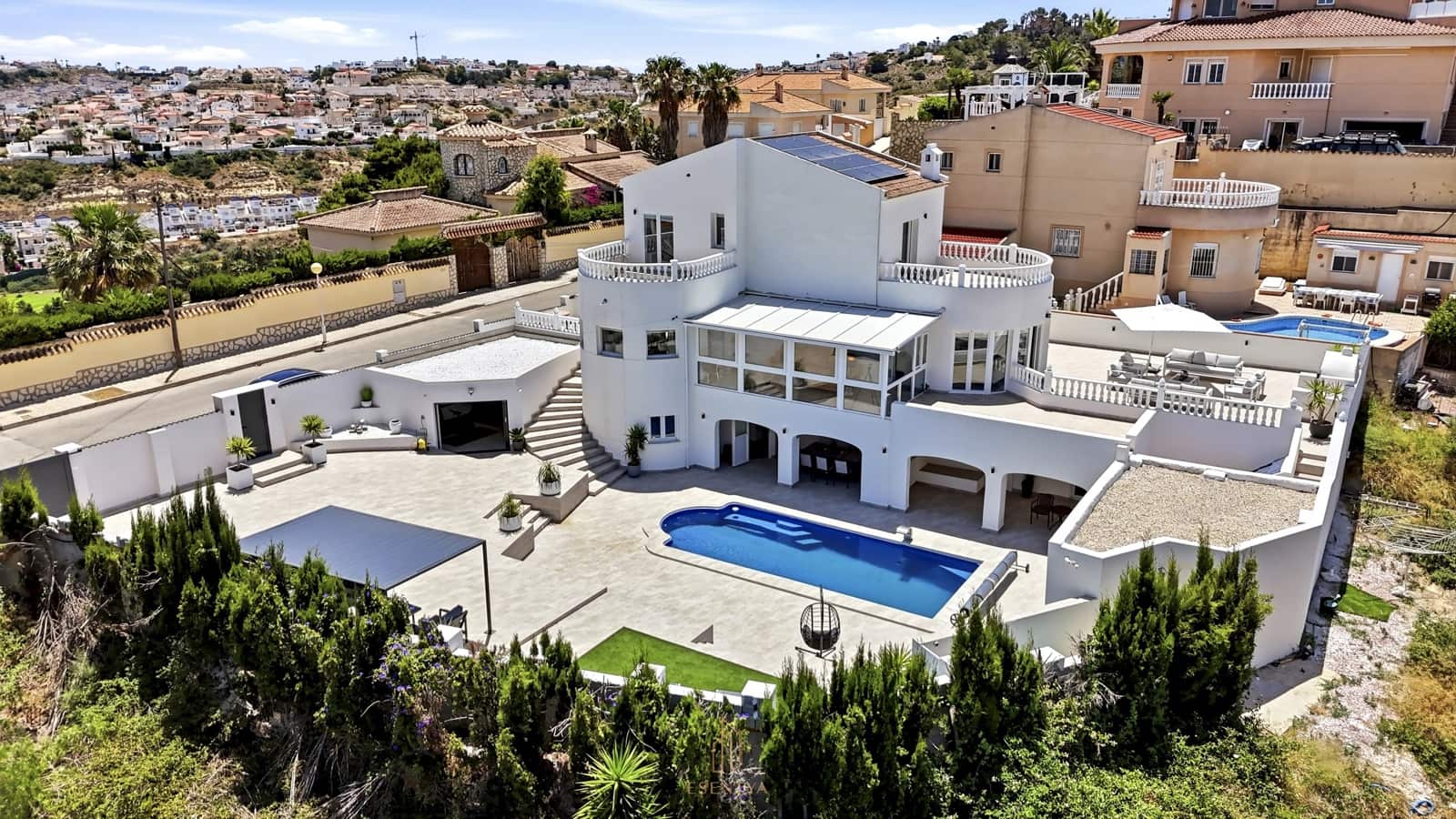 6 bedroom Villa for sale in La Marquesa with pool garage - € 1,195,000 (Ref: 10042156)