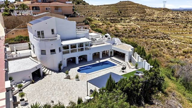 6 quarto Moradia para venda em La Marquesa, Rojales com piscina garagem - 1 195 000 € (Ref: 10042156)